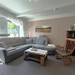 Apartamento Zwischen Den Meeren - Schoene Und Gemuetliche Mit Garten
