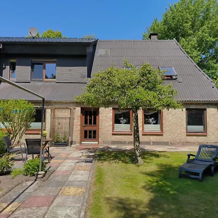 Apartamento Zwischen Den Meeren - Schöne Und Gemütliche Mit Garten *